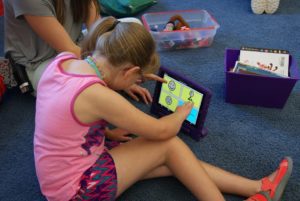 teaching-children-special-needs-ipads